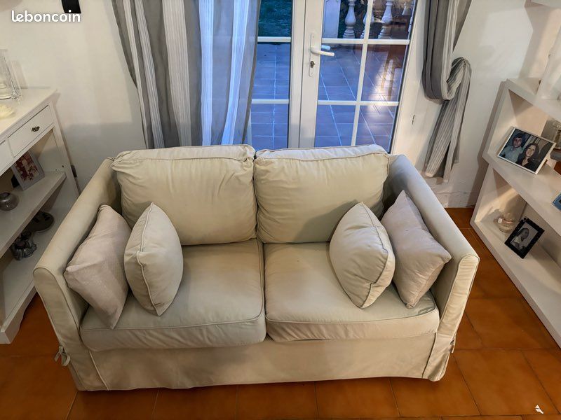 Canapé (image 1)
