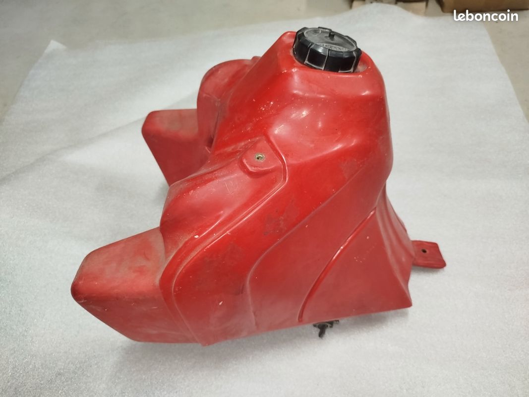 Réservoir 23L Dominator (image 1)