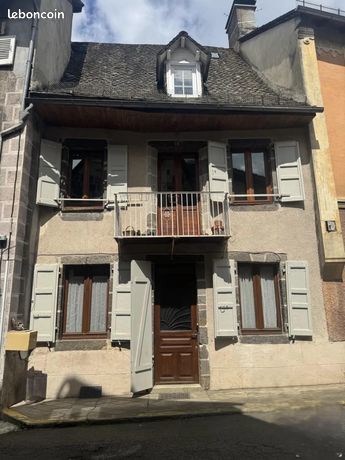 Vente | Maison | 2p | 1ch | 82 m² | Vic-sur-Cère | Expo Sud-Est | Balcon