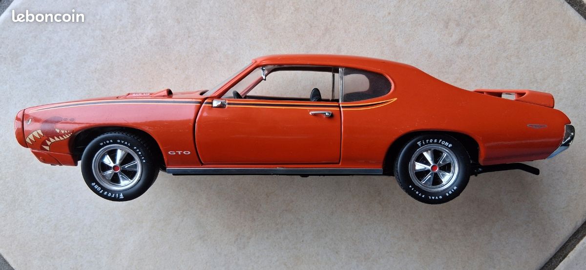 Miniature 1;18 ERTL 69 PONTIAC GTO THE JUDGE - Collection