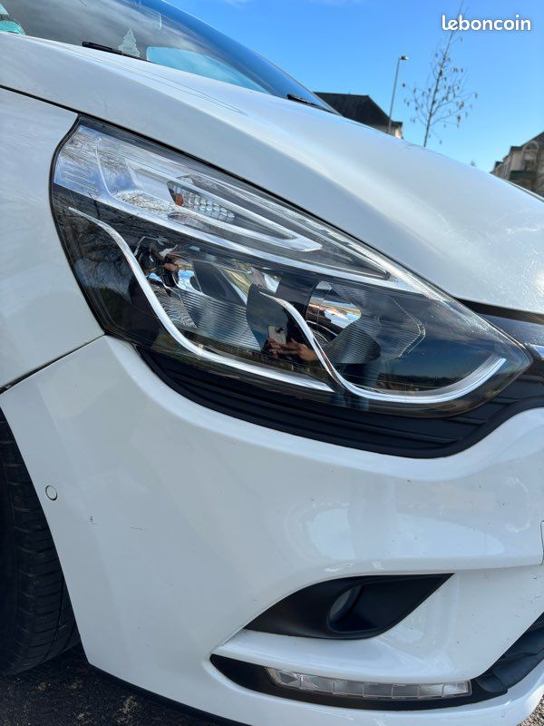 Renault Clio 4 (image 11)