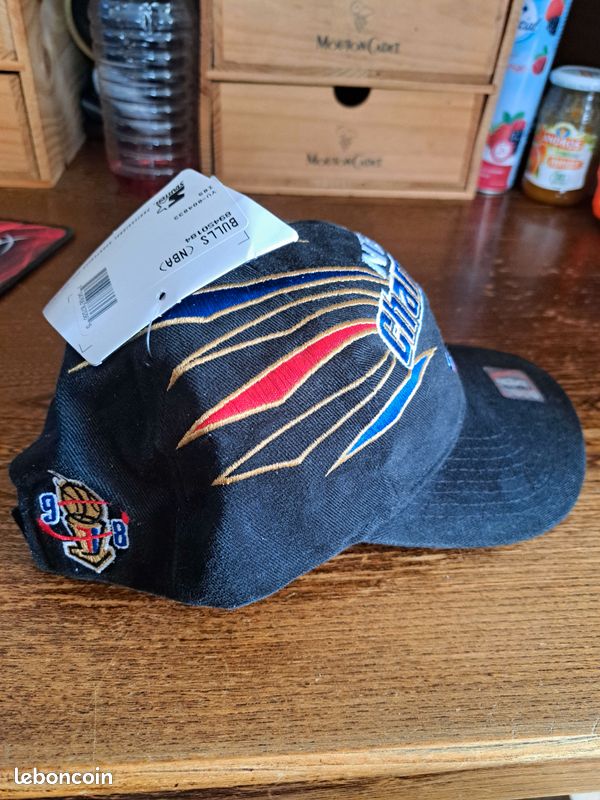 Casquette NBA Chicago Bulls Champion NBA 98 Michael Jordan (image 2)