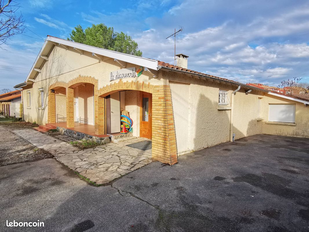 Maison 7 pièces 185 m² · à Castanet-Tolosan · 185 m² · 415 000 €
