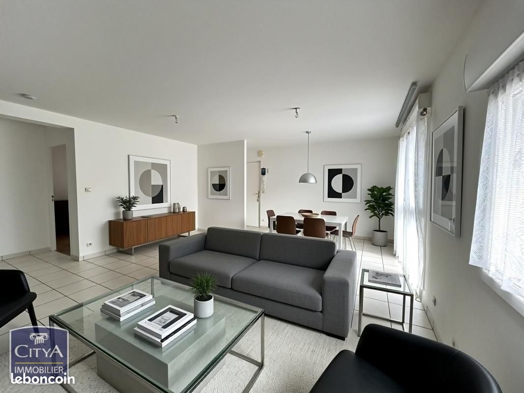 Appartement 3 pièces 67 m² · à Changé · 67 m² · 110 000 €