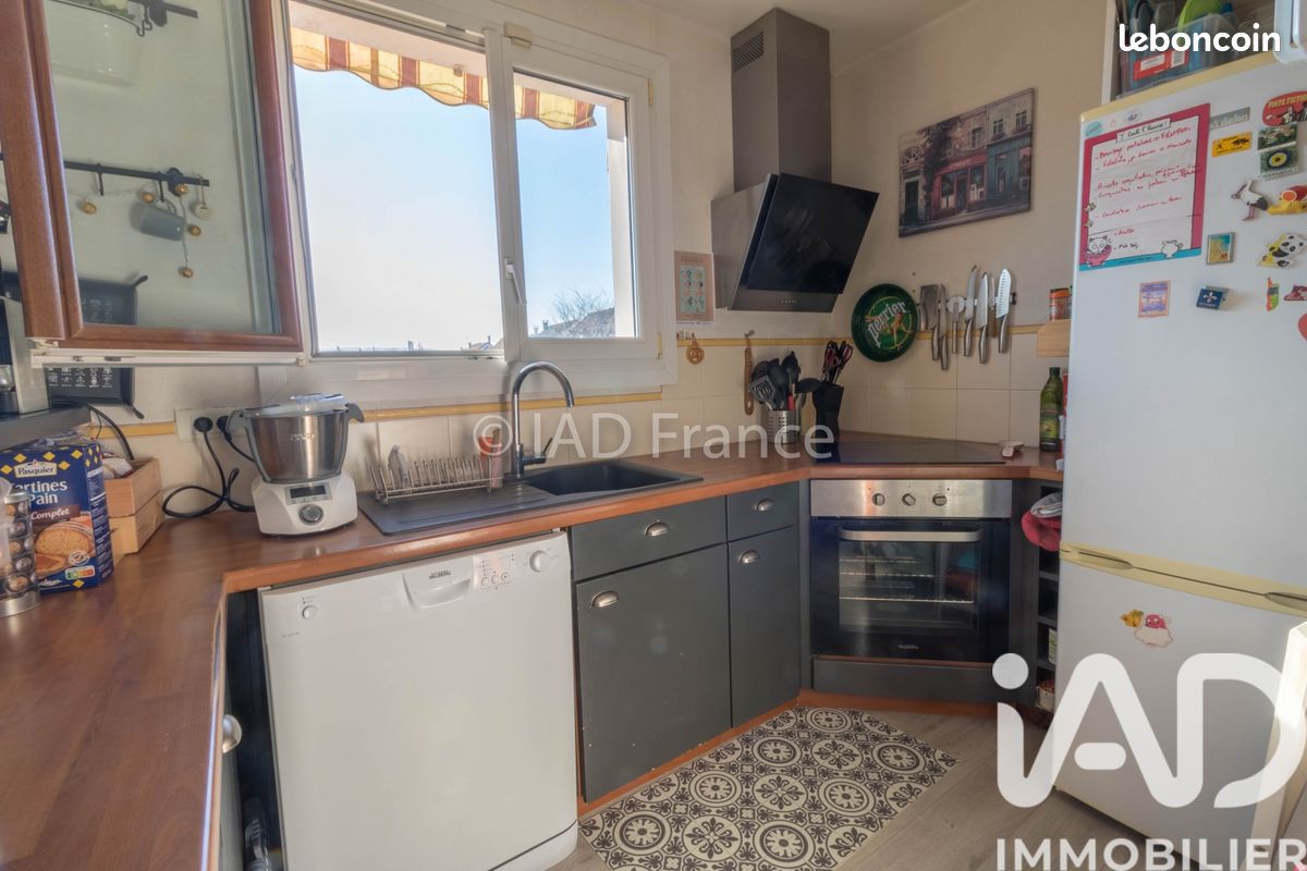 Maison a louer carrieres-sous-poissy - 4 pièce(s) - 81 m2 - Surfyn