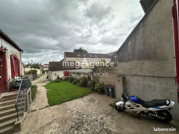 https://img.leboncoin.fr/api/v1/lbcpb1/images/81/62/e3/8162e34b07211bd05b9ca7d9dbb8f4d1f4ae2dfd.jpg?rule=ad-image