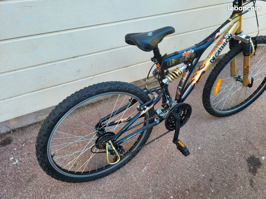 Vélos Decathlon 24 Pouces 18 Vitesse très bonne état (image 3)