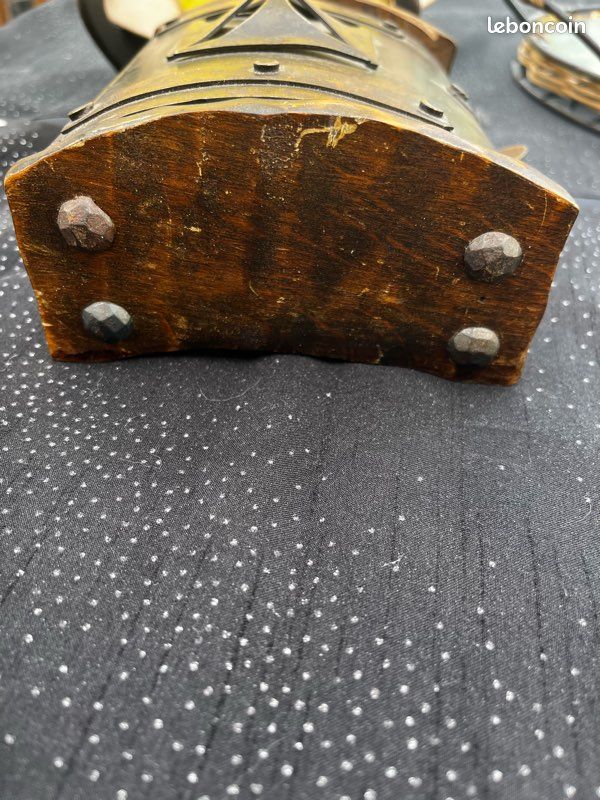 Ancienne boîte coffre médiéval métal et bois vintage déco rangement (image 7)