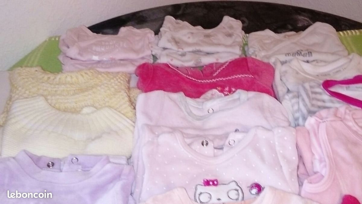 Vends vêtements fille 1mois (image 3)