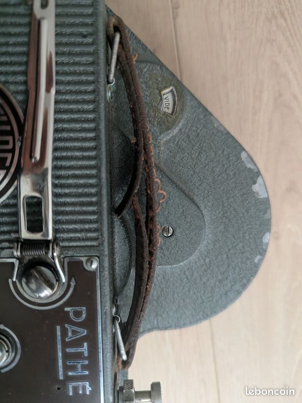 RETRO-COLLECTION-ANCIENNE CAMERA PATHE avec sacoche/bobine / étui