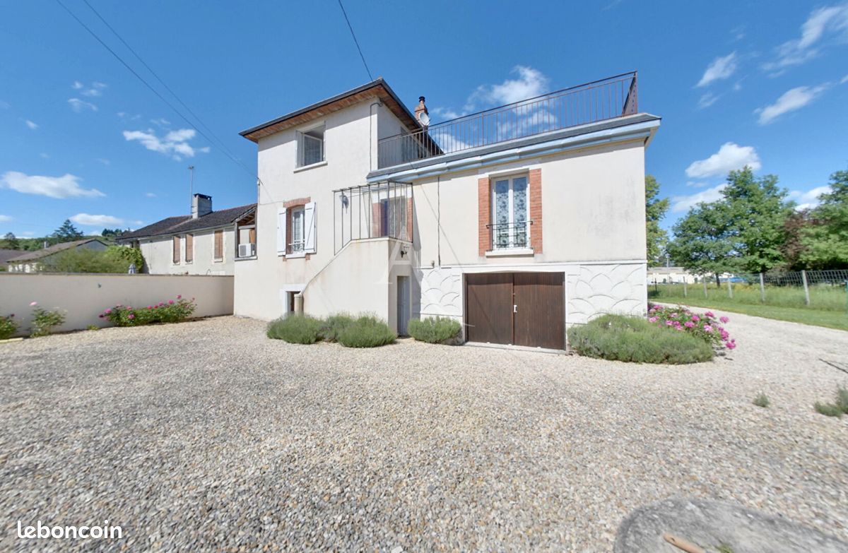 Maison 5 pièces 128 m² · à Champs-sur-Yonne · 128 m² · 215 000 €