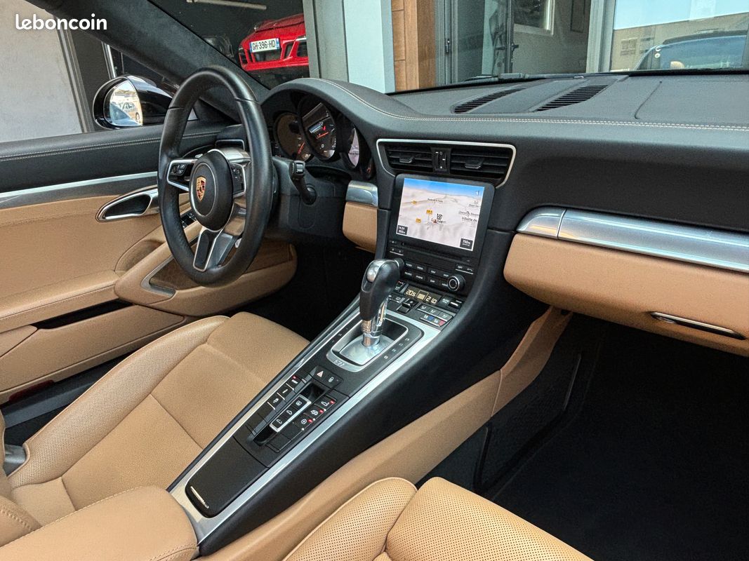 Porsche 911 991.2 Carrera 4 (image 10)