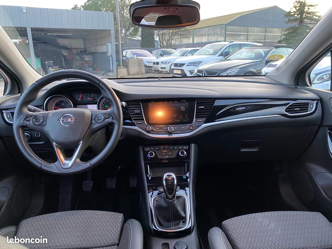 Opel Astra 1.6 CDTI (image 20)