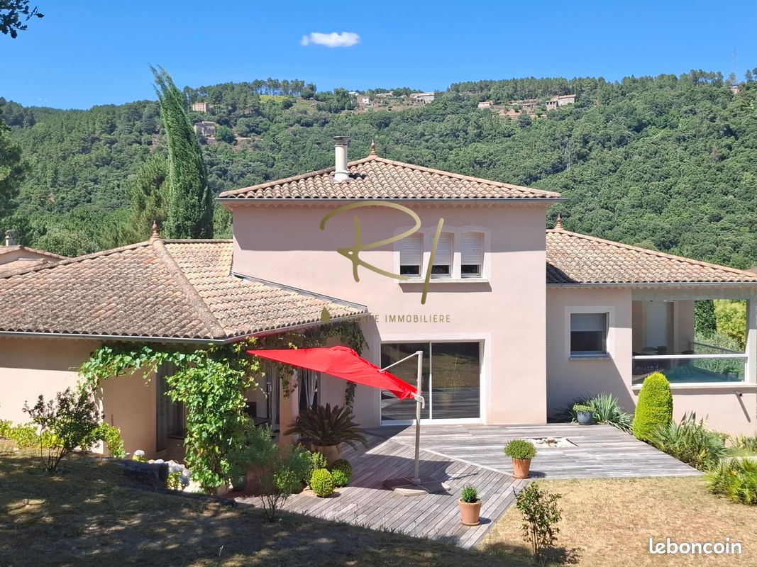 Maison 5 pièces 171 m² · à Chambonas · 171 m² · 665 000 €