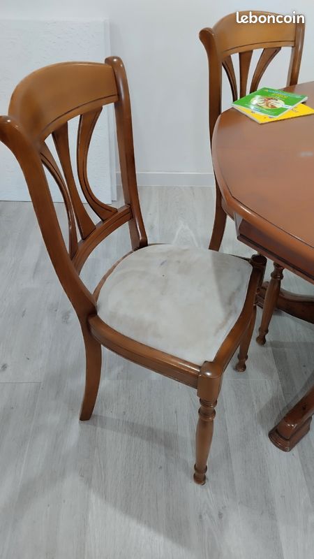 Table et chaises (image 3)