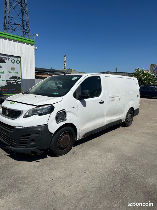 POUR PIÈCES PEUGEOT Expert III VUL Long e-Expert Fourgon long 136 cv Boîte auto (image 3)