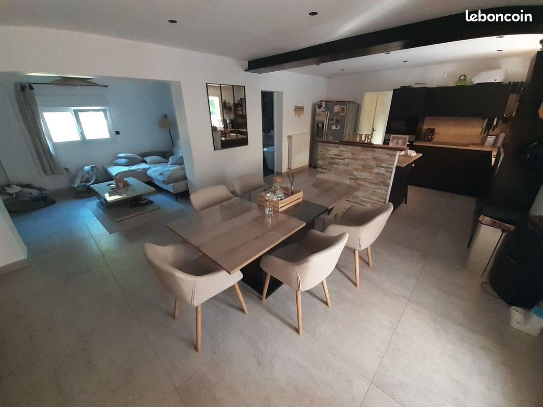 Maison 5 pièces 111 m² · à Écommoy · 111 m² · 252 000 €