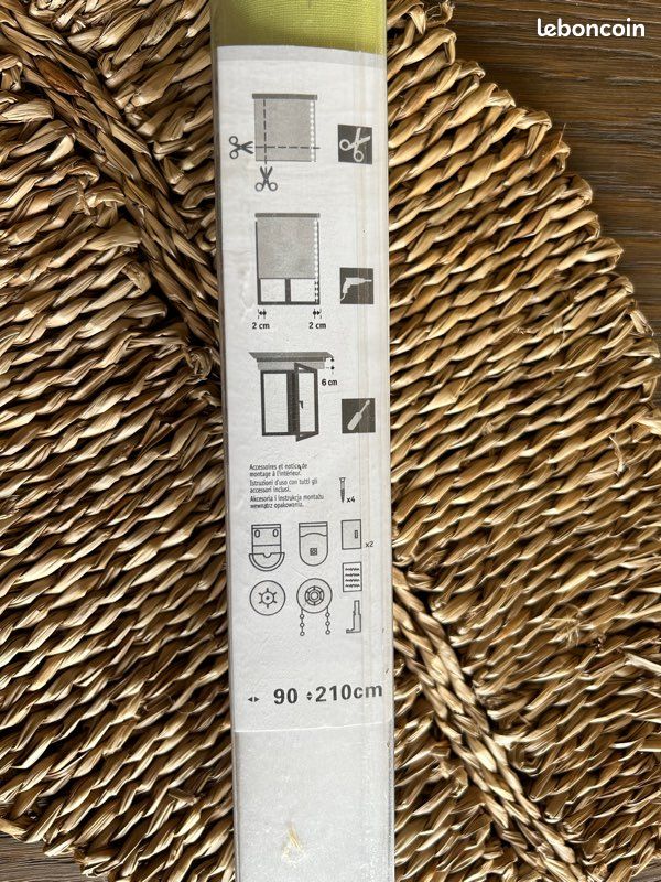 Store enrouleur tamisant (image 2)