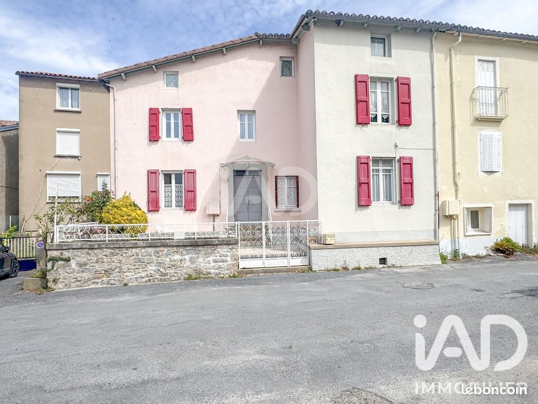 Maison 4 pièces 95 m² · à Tournemire · 95 m² · 130 000 €