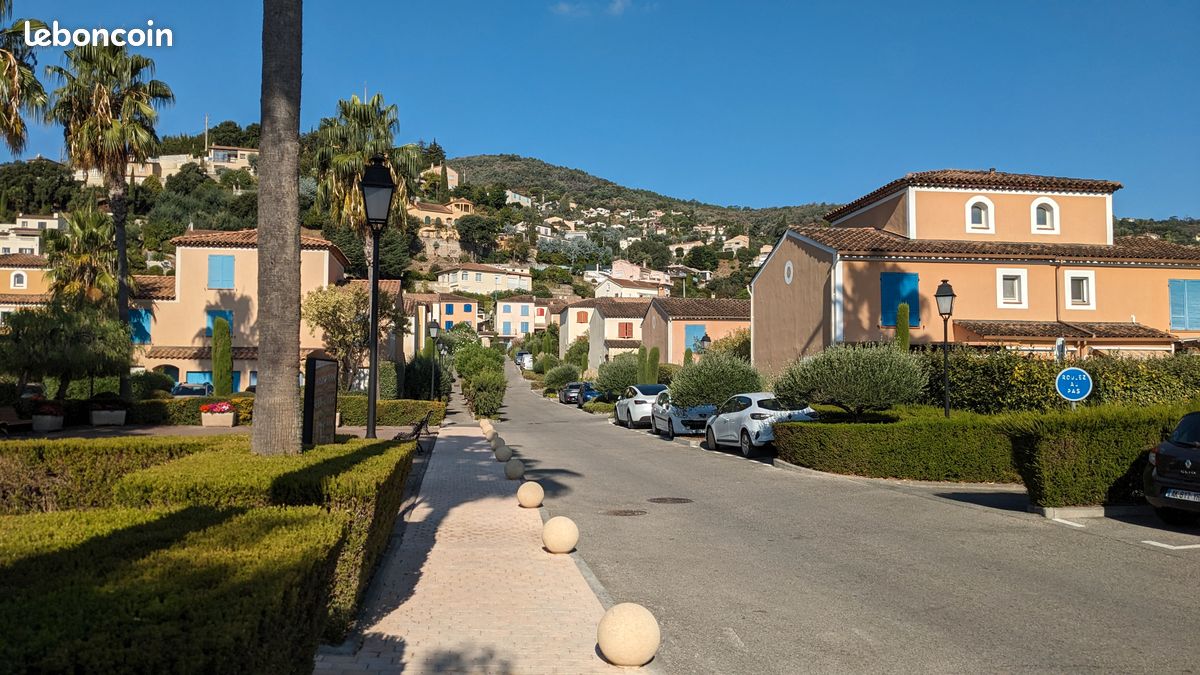 Maison 4 pièces 110 m² · à Mandelieu-la-Napoule · 110 m² · 2 590 €/mois