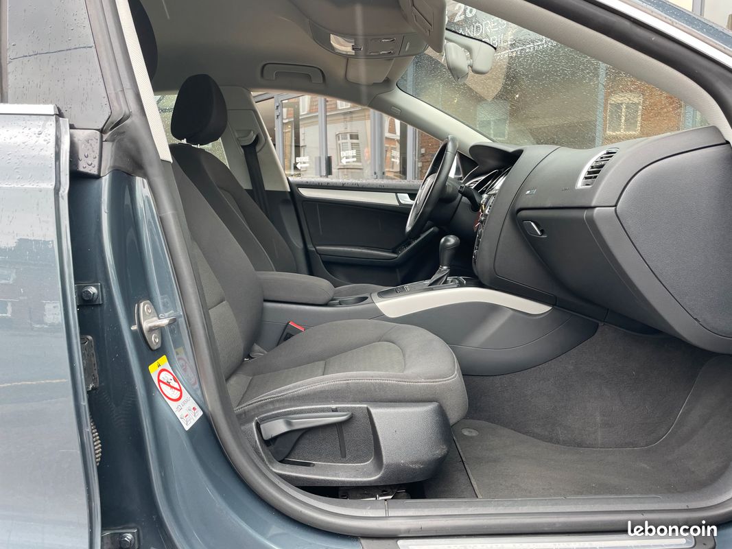 Audi A5 Sportback 2.0 TFSI 180ch Ambiente Multitronic (image 4)