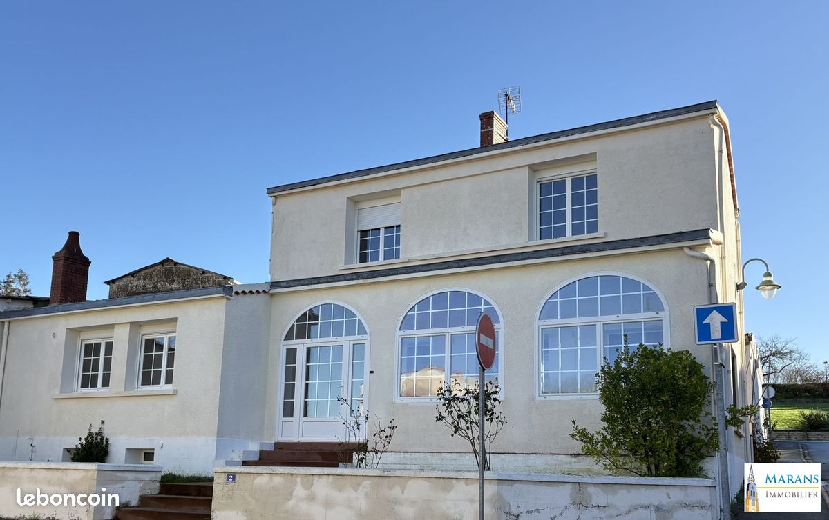 Maison 5 pièces 131 m² · à L'Île-d'Elle · 131 m² · 200 700 €