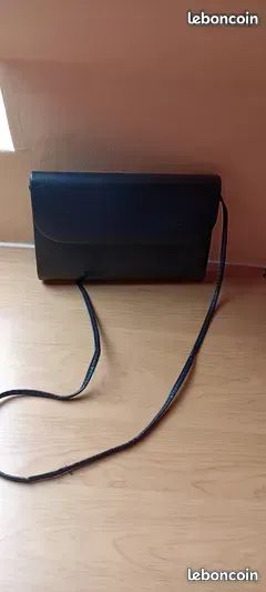 Pochette femme (image 1)