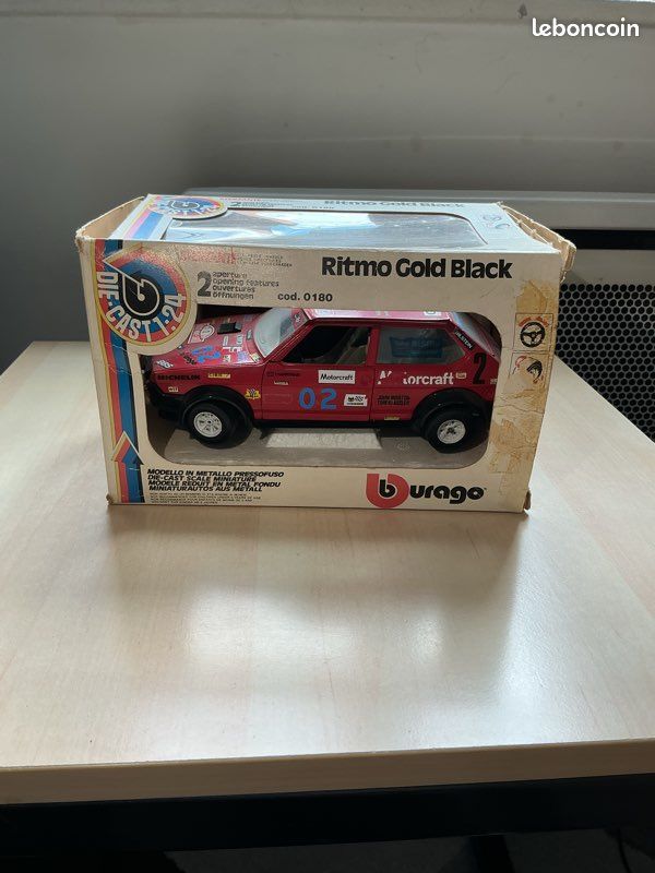 Fiat 124 Sport Spider Abarth Rally BBURAGO 1:24 (Neu (gemäss