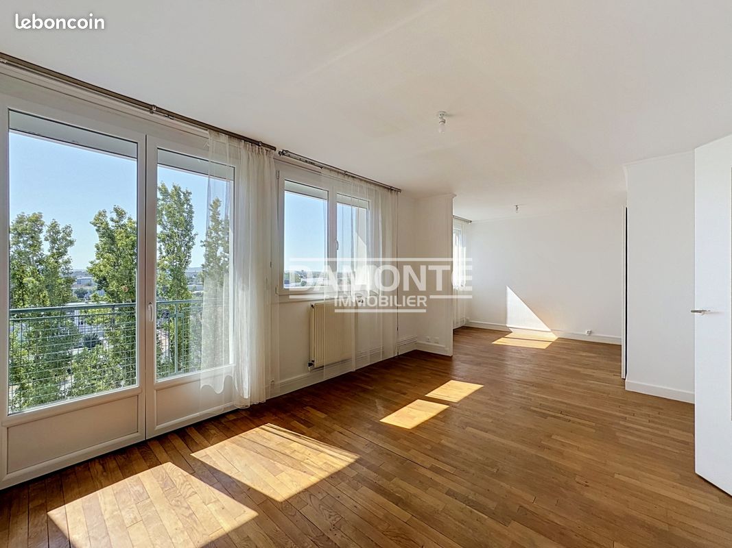 Appartement 3 pièces 72 m² · à Troyes · 72 m² · 99 000 €