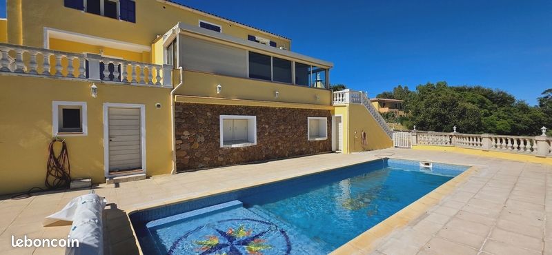 Maison 10 pièces 305 m² · à Calenzana · 305 m² · 920 000 €