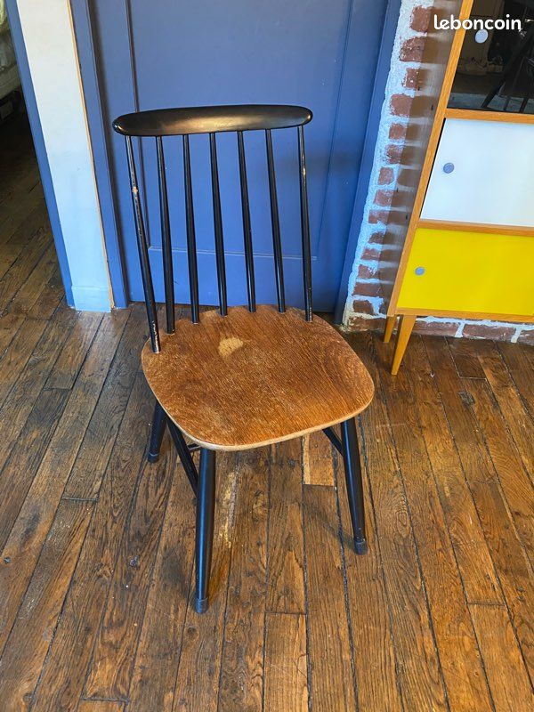 Chaise vintage en bois (image 1)