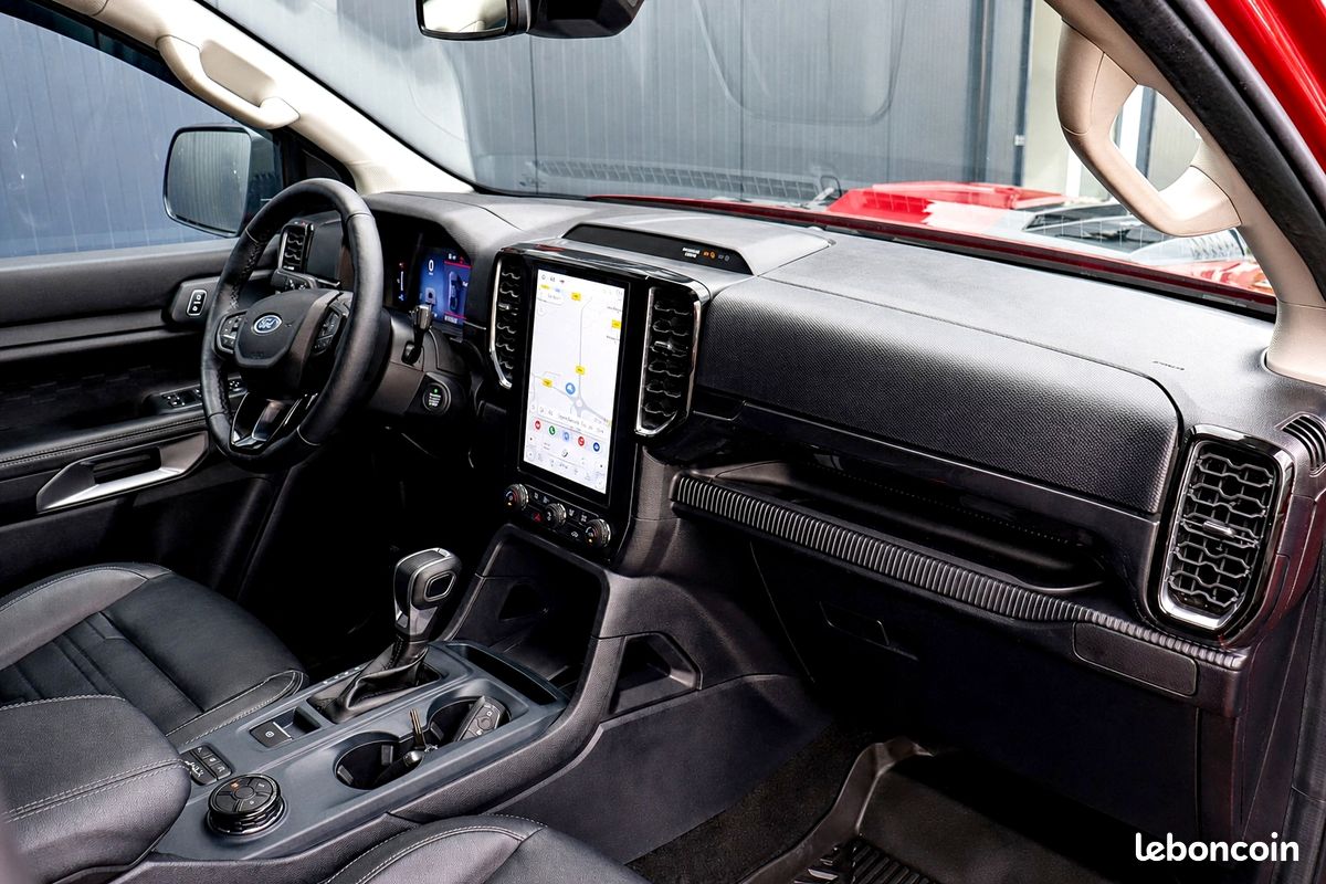 FORD RANGER MEGA RAPTOR UNIQUE DOUBLE CABINE 2.0L TURBO DIESEL BVA6 5 PLACES – HARD TOP SPORT – KIT CARROSSERIE MEGA RAPTOR – RADARS Av & Ar + CAMERA 360° – CUIR ELECTRIQUE CHAUFFANT – GARANTIE 1 AN (image 11)