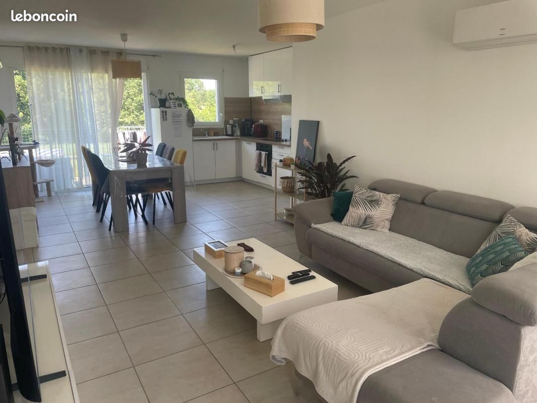 Maison 4 pièces 86 m² · à Saint-Martin-des-Tilleuls · 86 m² · 890 €