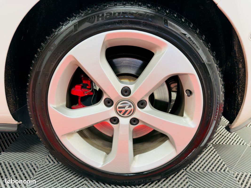 VOLKSWAGEN Golf VII 7 GTI Performance 230 DSG – Origine France – Carnet complet – 3 ième main (image 29)