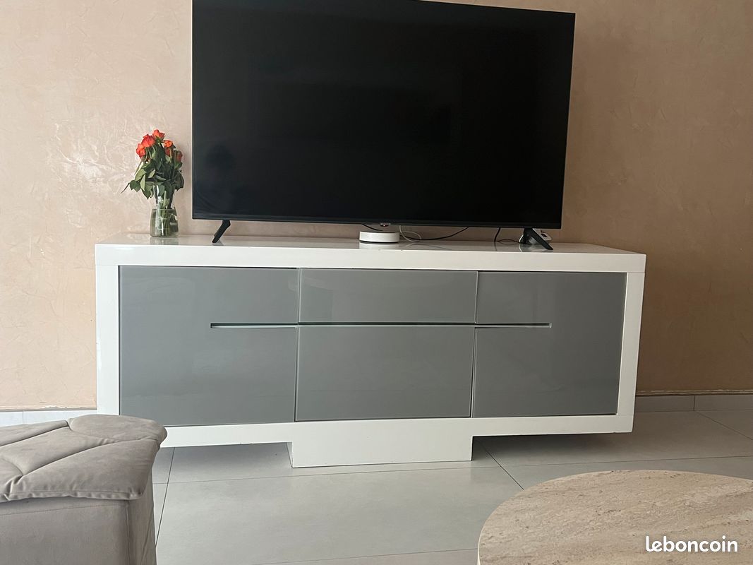 Meuble télé (image 1)