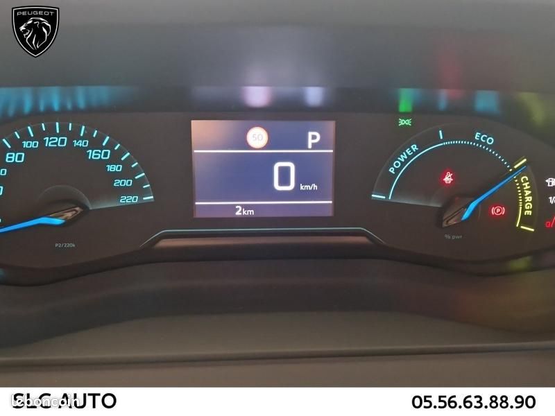 Peugeot 2008 1.2 Hybrid 136ch Style e-DCS6 (image 19)