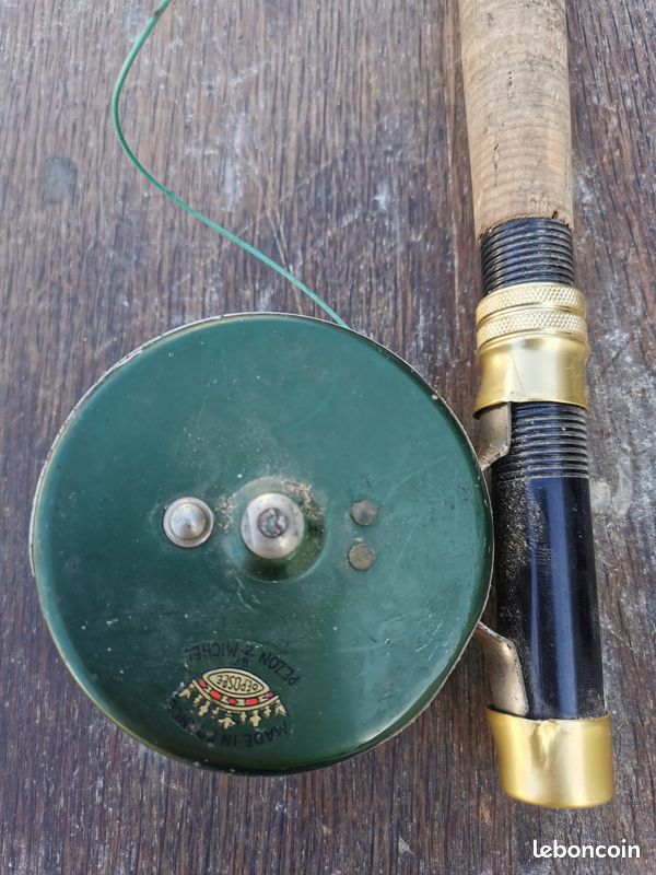 Canne à Pêche à La Mouche Vintage 101 - Avec Moulinet - Matériel De Pêche Rétro