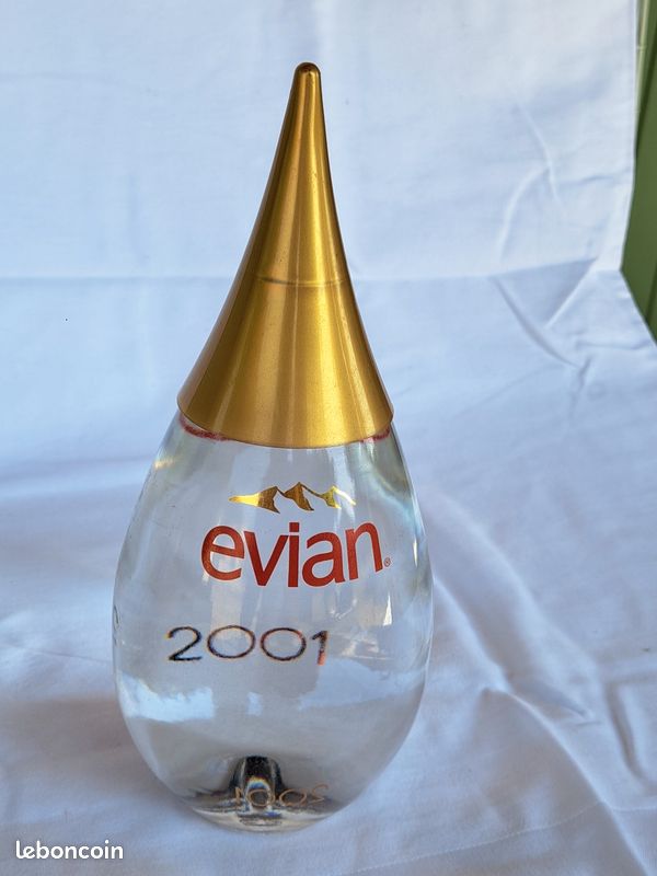 BOUTEILLE COLLECTOR EVIAN 1L 2001 pleine et scellée EUR 14,00 - FR