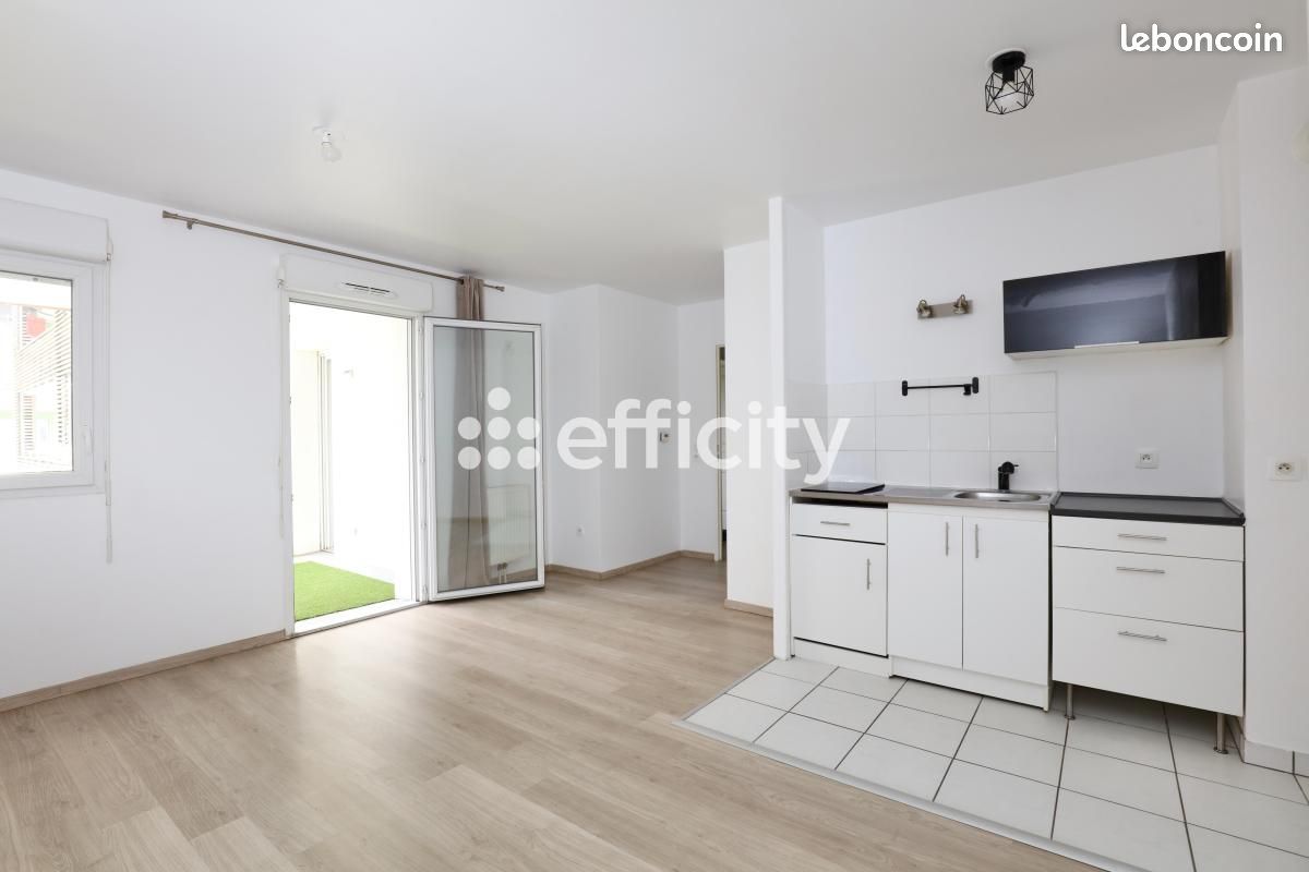 Appartement 2 pièces 45 m² · à Saint-André-lez-Lille · 45 m² · 170 000 €