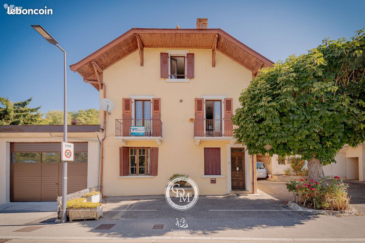 Maison 5 pièces 244 m² · à Frangy · 244 m² · 472 000 €
