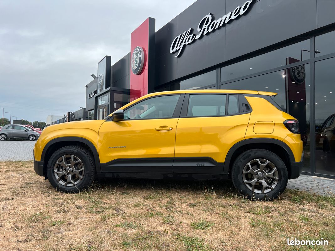 Jeep Avenger Electrique 156 CV Longitude BVA (image 2)