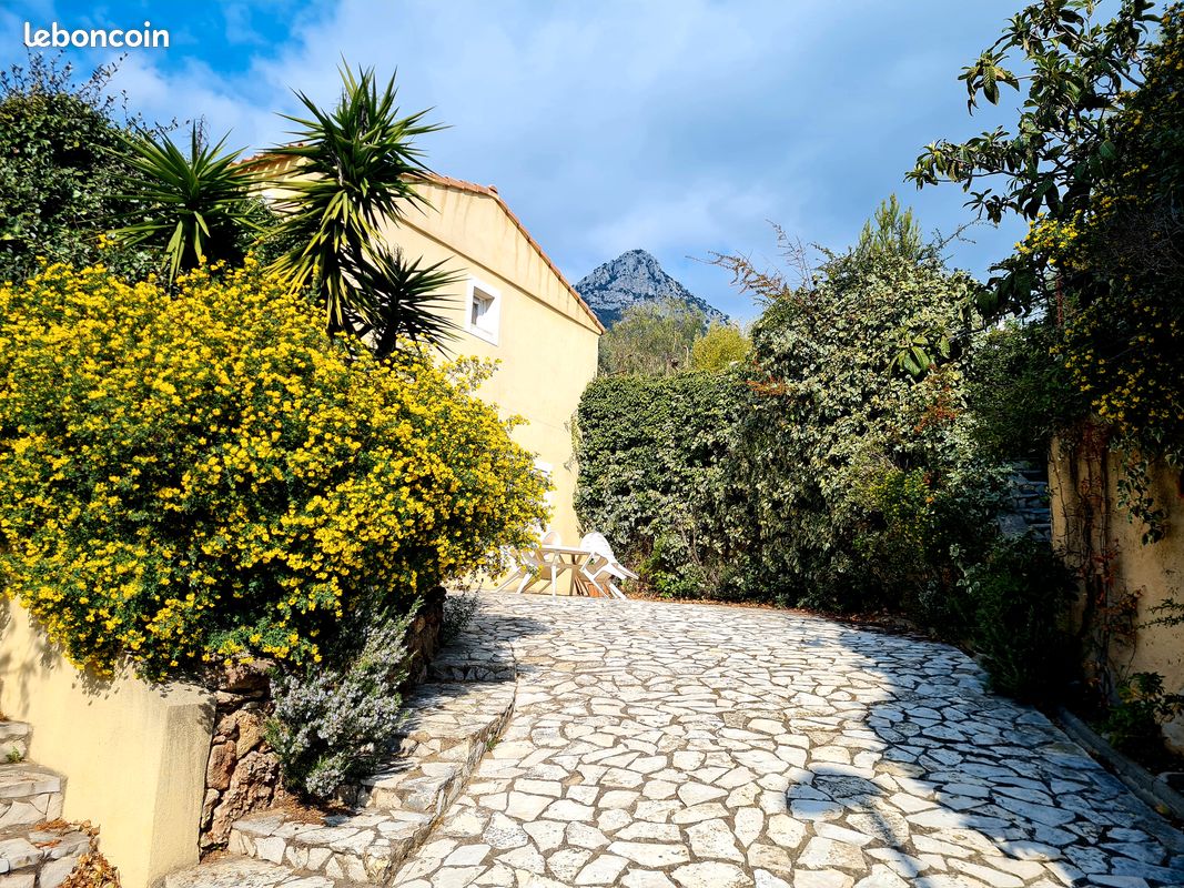 Maison 3 pièces 110 m² · à La Valette-du-Var · 110 m² · 1 000 €/mois