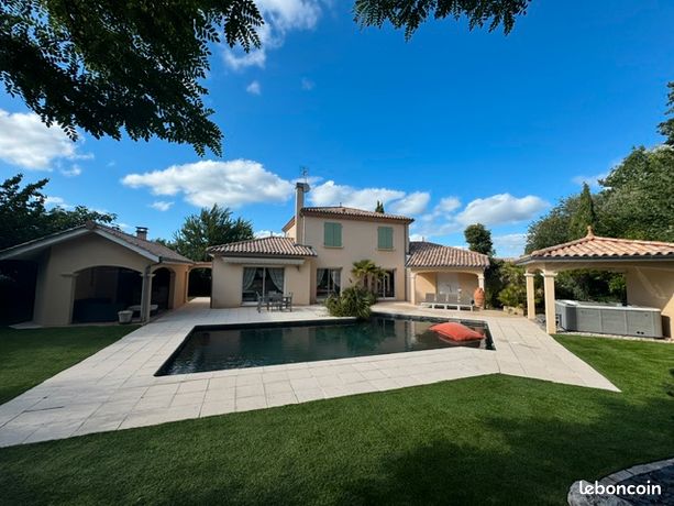 Magnifique propriété Provençale avec piscine