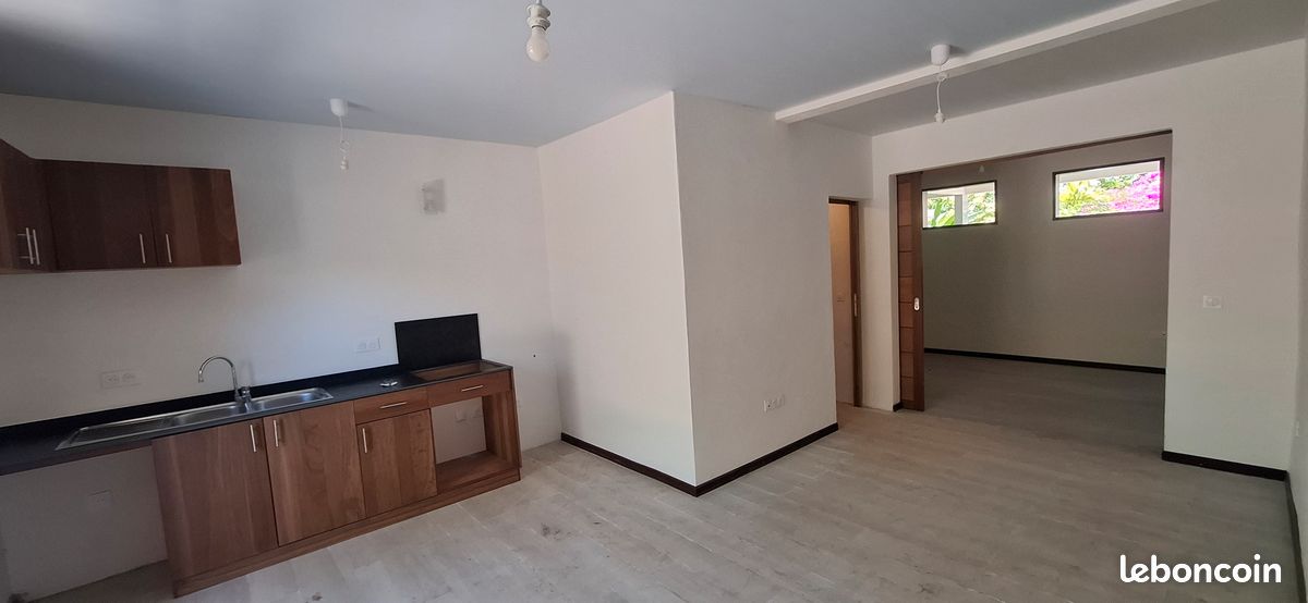 Appartement 2 pièces 40 m² · à Remire-Montjoly · 40 m² · 800 €/mois