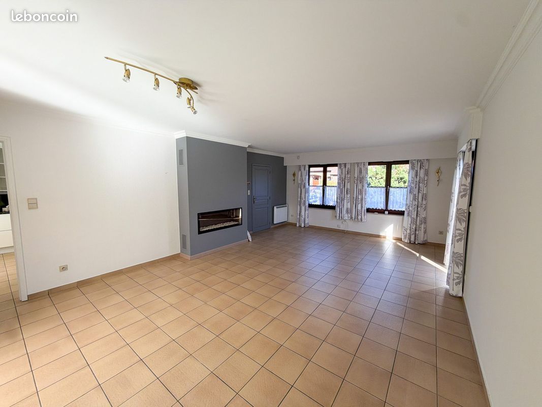 Maison 6 pièces 150 m² · à Lys-lez-Lannoy · 150 m² · 465 000 €