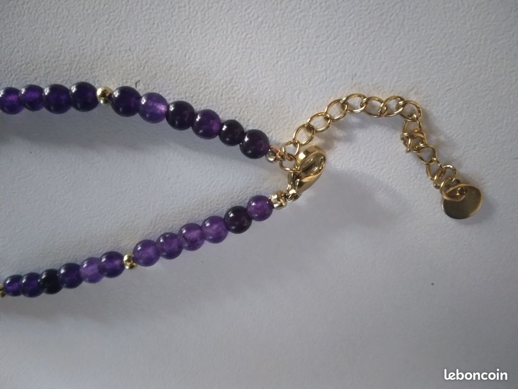 Collier 1 perle Oeil de Tigre violet 8 mm. Chaine en acier inoxydable