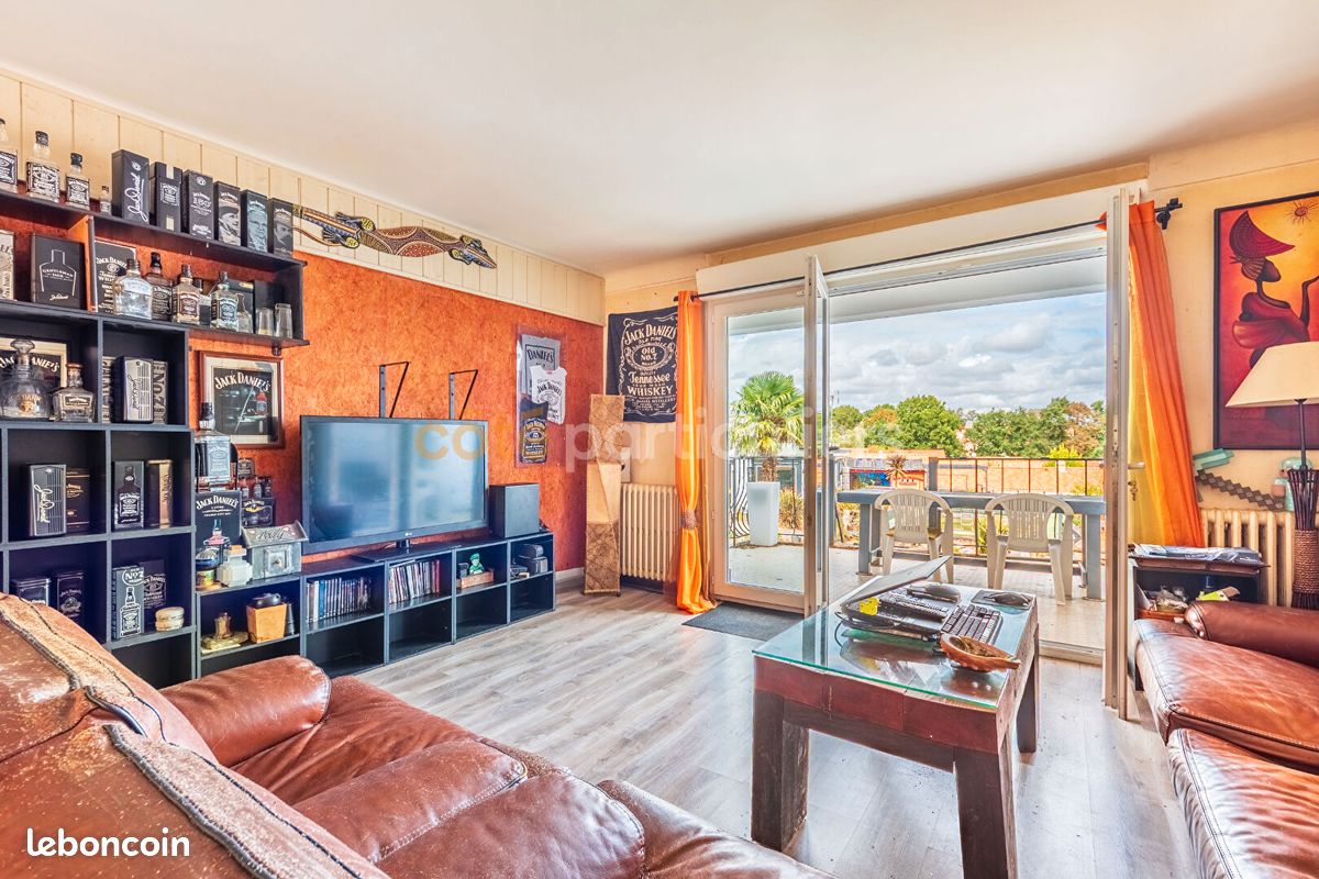 Maison 11 pièces 272 m² · à La Roche-sur-Yon · 272 m² · 369 000 €