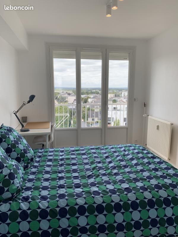 Appartement 5 pièces 82 m² · à Rennes · 82 m² · 410 €