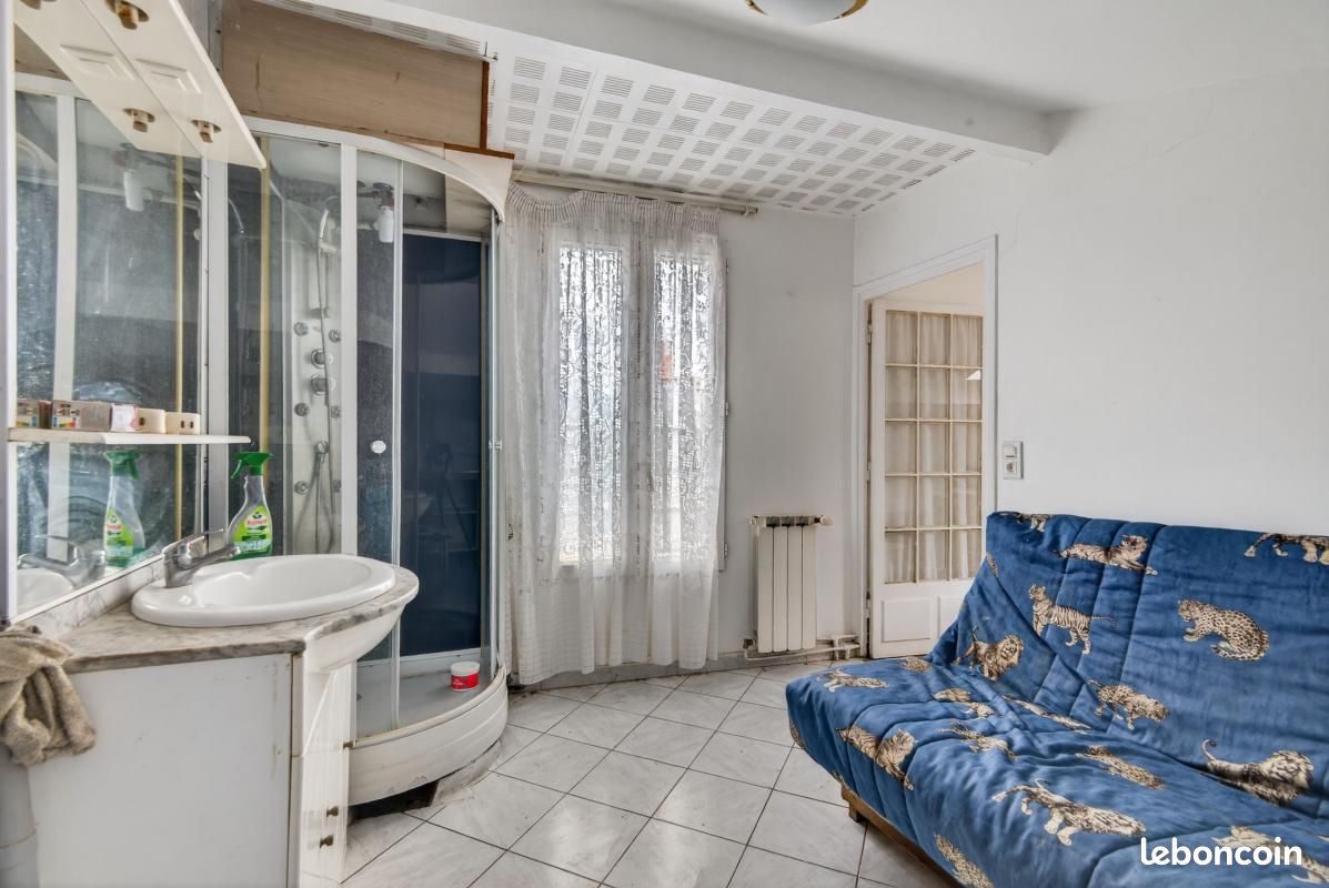 Propriété 5 pièces 222 m² (image 10)