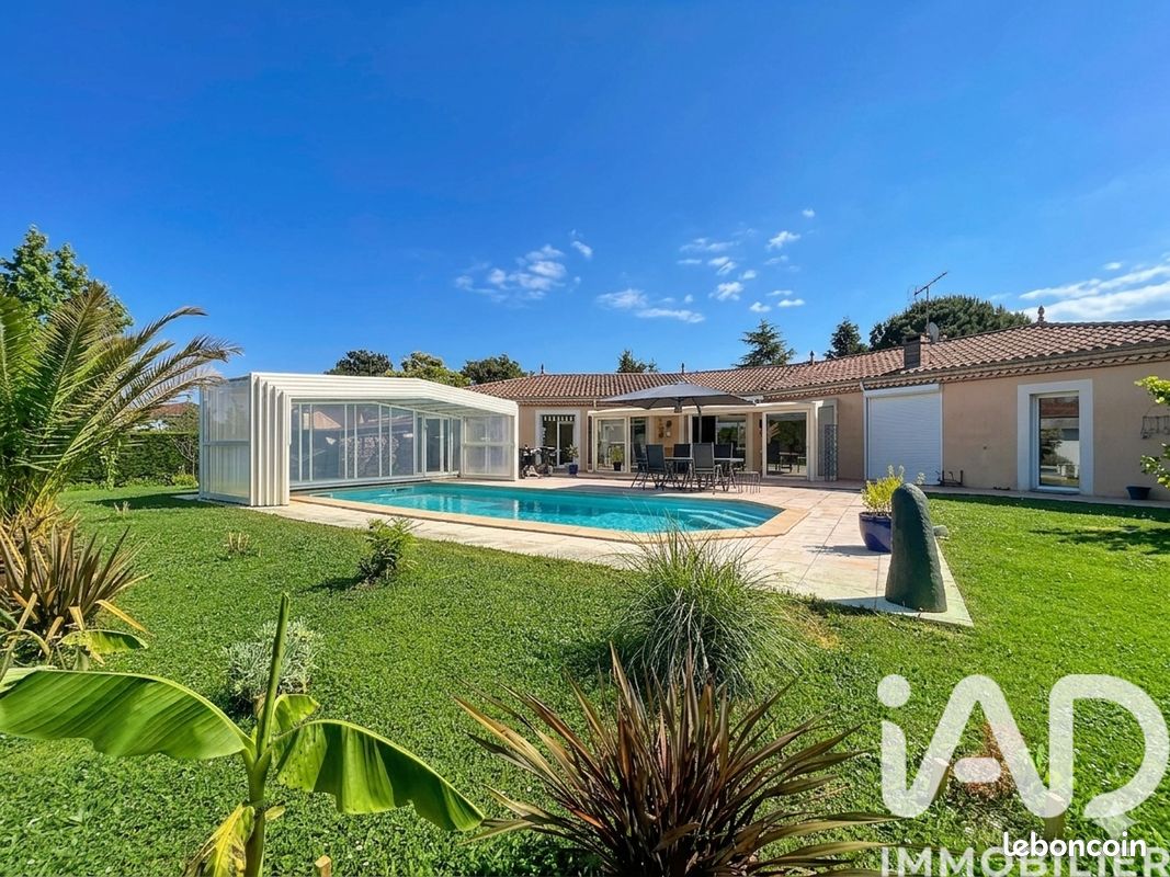 Maison 7 pièces 180 m² · à Hagetmau · 180 m² · 319 000 €
